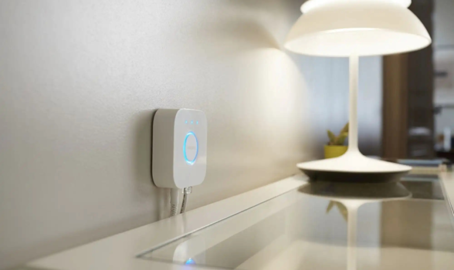 A New Philips Hue App Brings Several Bridges Together Under a Single Smart Lighting System