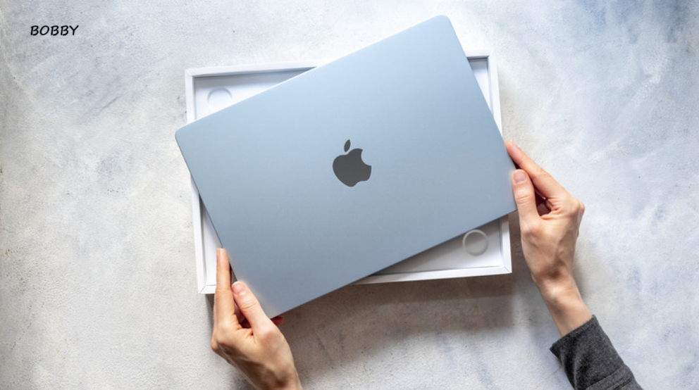 OLED Coming to iPad Air